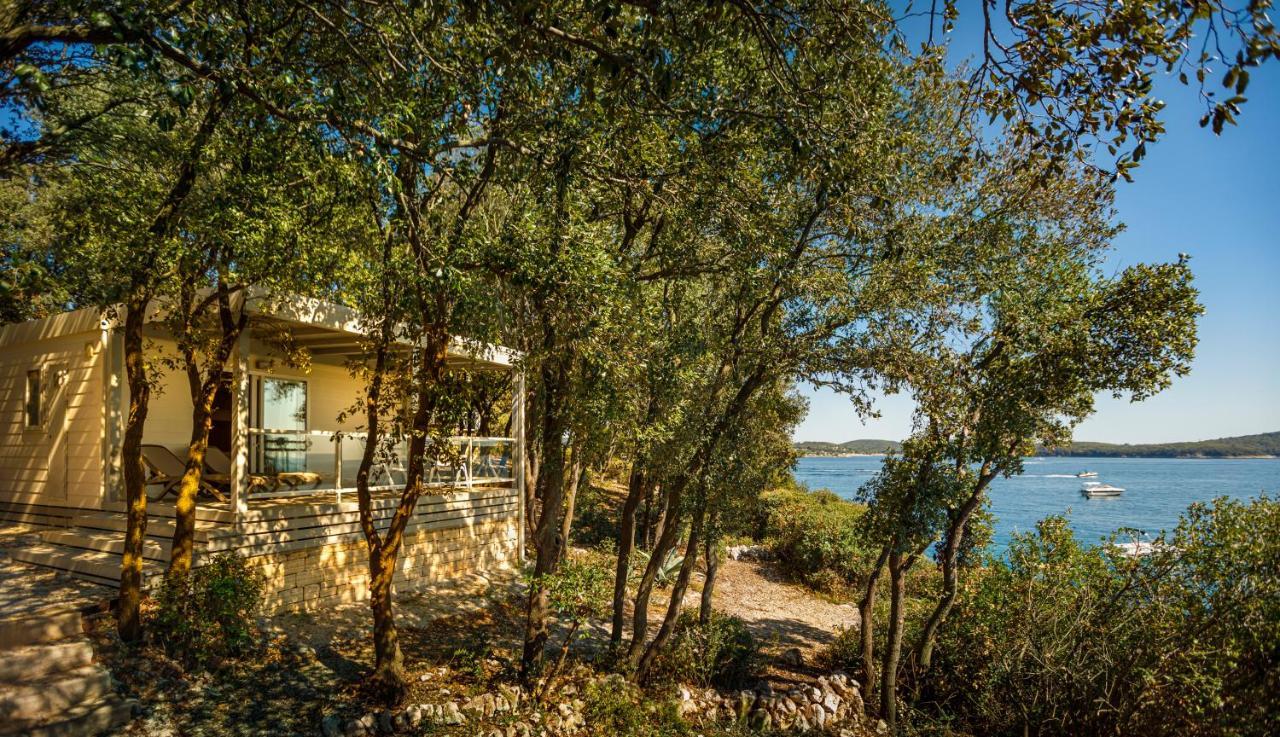 Maistra Camping Koversada Uncovered Naturist Mobile Homes Vrsar Exterior photo